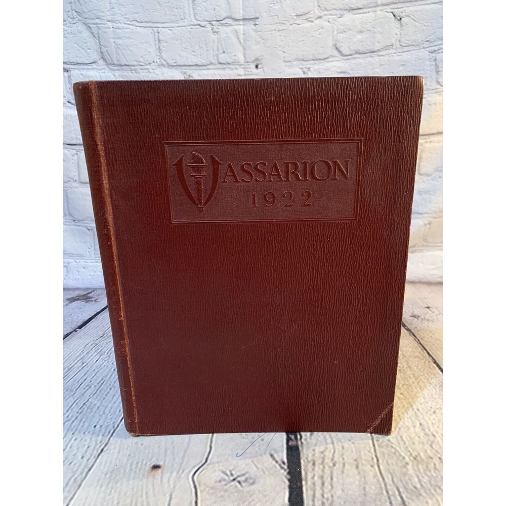 1922 Vassar College Vassarion Yearbook Poughkeepsie, NY‎ Volume 34-GREAT ANTIQUE